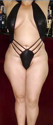 15P A swinger wife