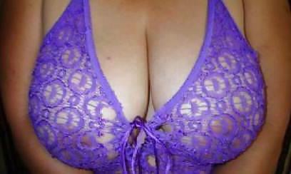 15P A swinger wife