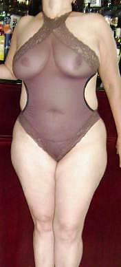 15P A swinger wife