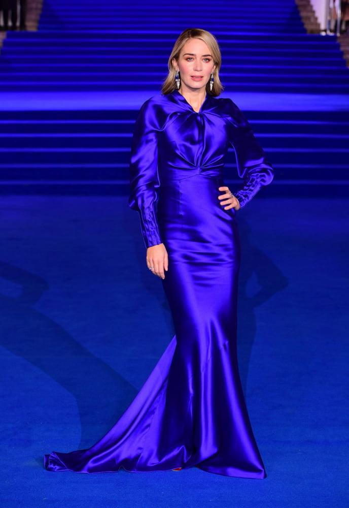 25P Celebrity Hot 250 - #208 Emily Blunt