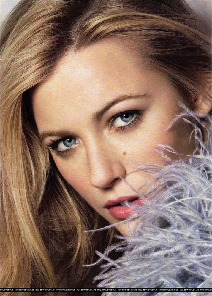 25P Celebrity Hot 250 - #201 Blake Lively