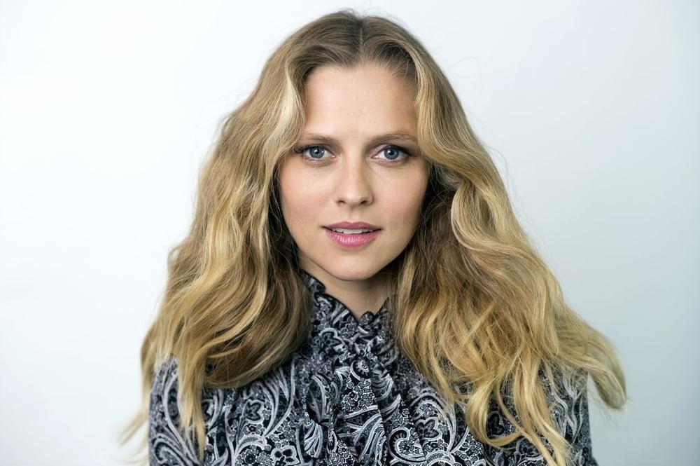 25P Celebrity Hot 250 - #216 Teresa Palmer