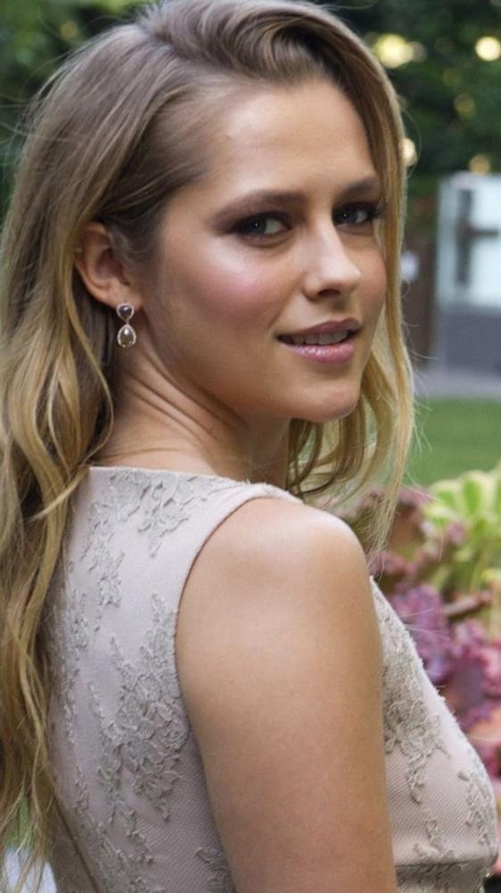 25P Celebrity Hot 250 - #216 Teresa Palmer