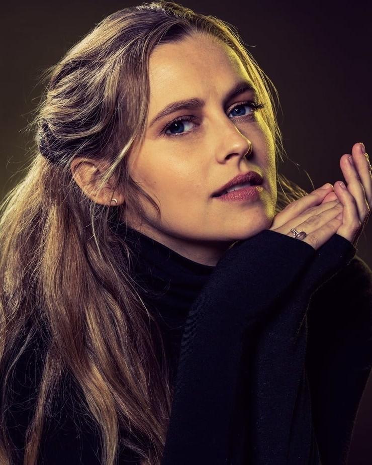 25P Celebrity Hot 250 - #216 Teresa Palmer