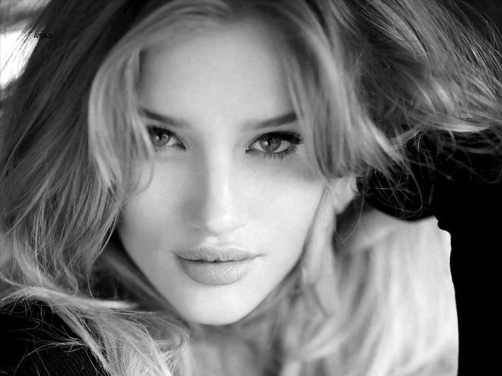 25P Celebrity Hot 250 - #206 Rosie Huntington Whiteley