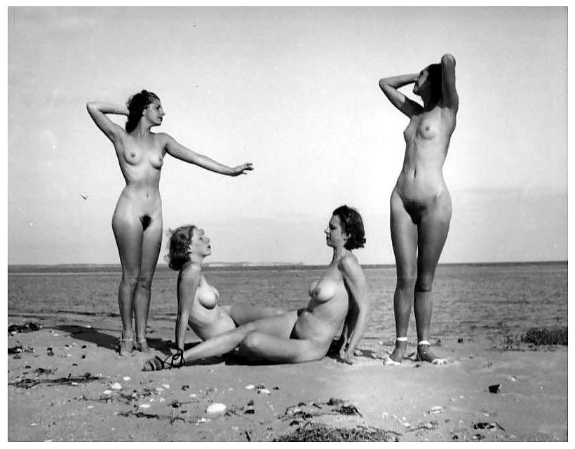 25P Vintage Nudists 2