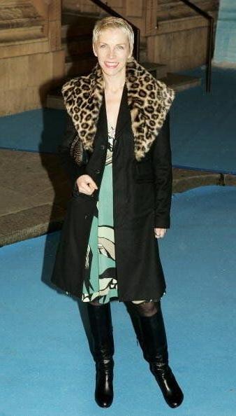 25P Female Celebrity - UK Misc Booted Babes 2