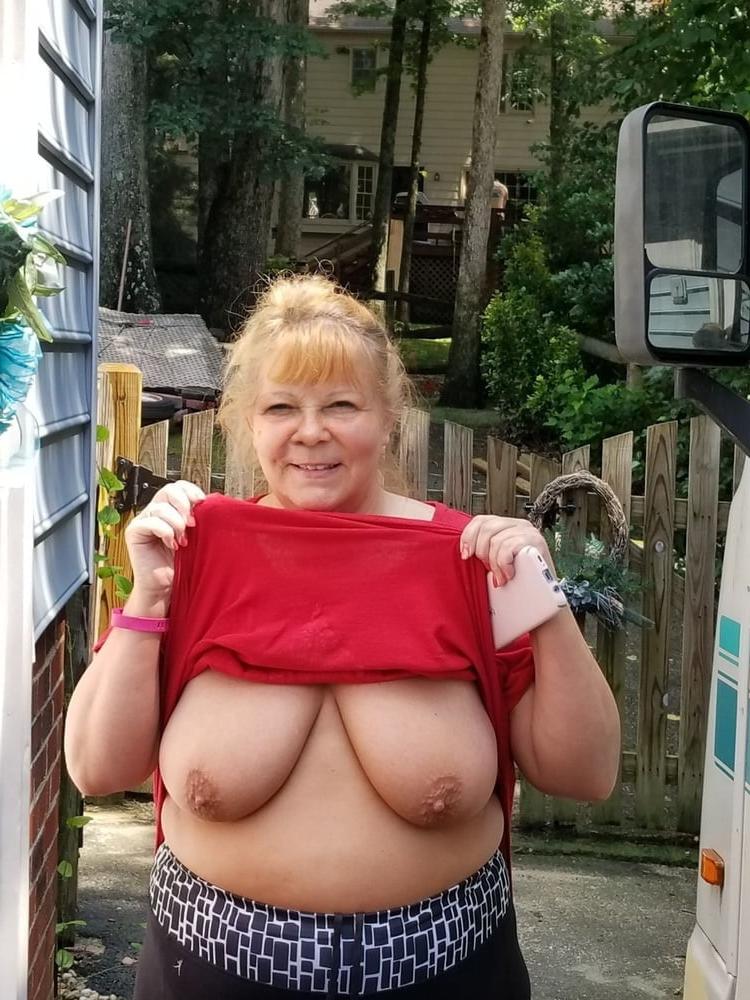 16P Bbw mix 657 (Mature women)
