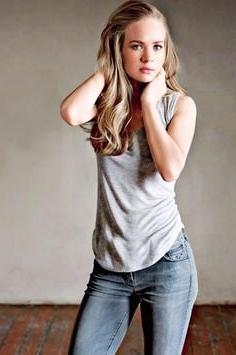 25P Celebrity Hot 250 - #218 Britt Robertson