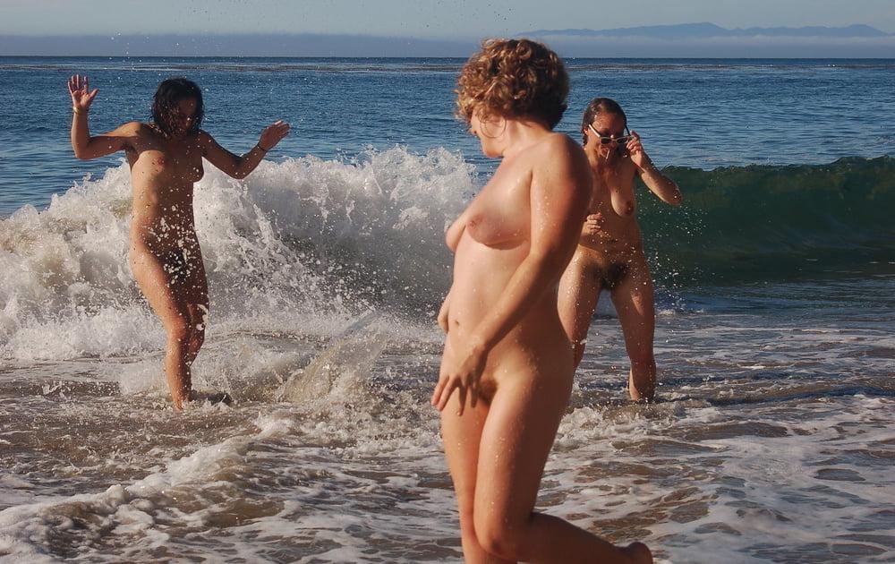 25P Swingers At the Beach #83