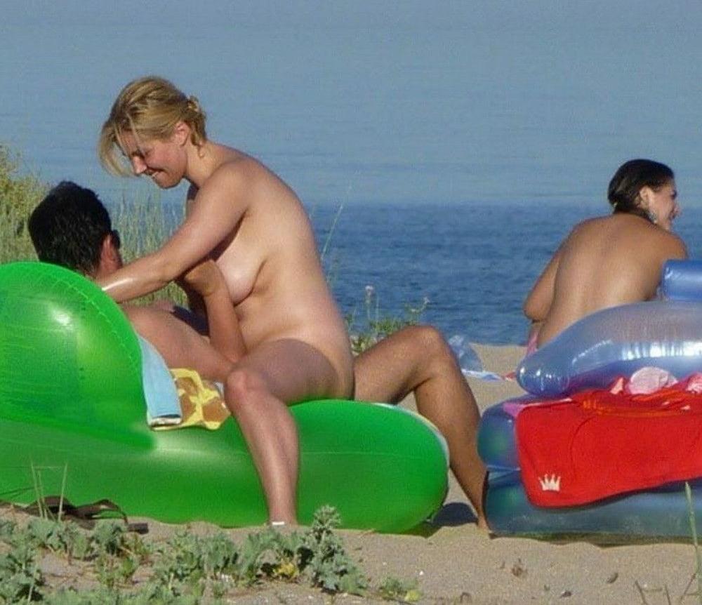 25P Swingers At the Beach #83