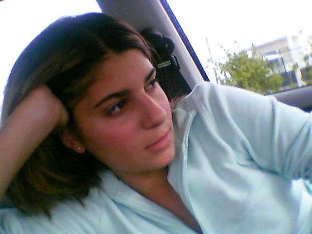 24P Israeli girls posing naked 2