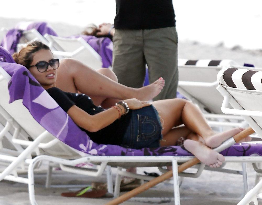 25P Adriana Lima Foot Pics