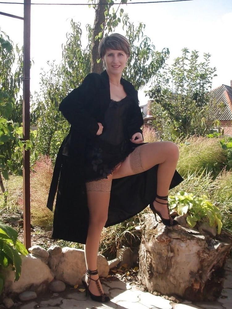 25P Milfs - Posing 43