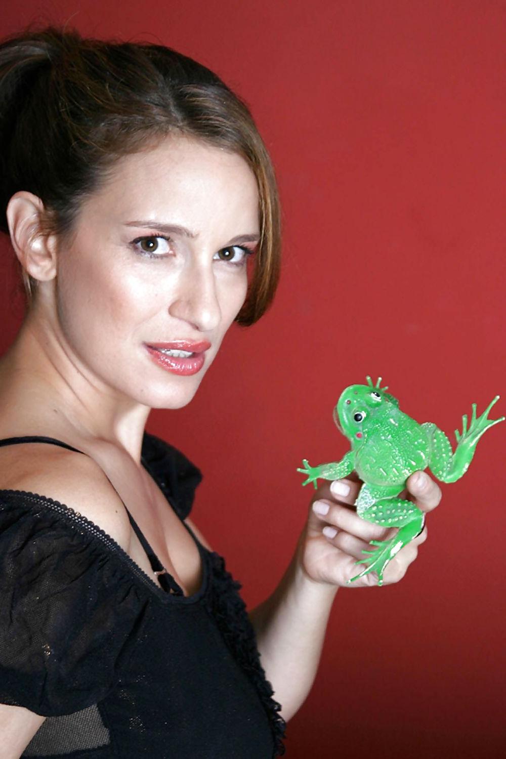 24P Laura Di Salvo - My Favourite German Celeb