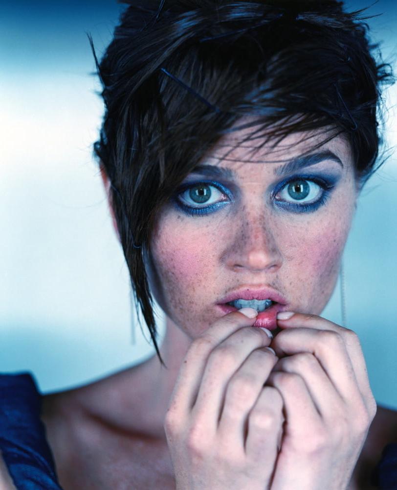 25P Celebrity Hot 250 - #225 Robin Tunney