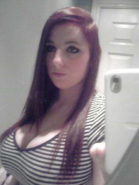 20P Big Tits Cleavage Queens (NON-porn)