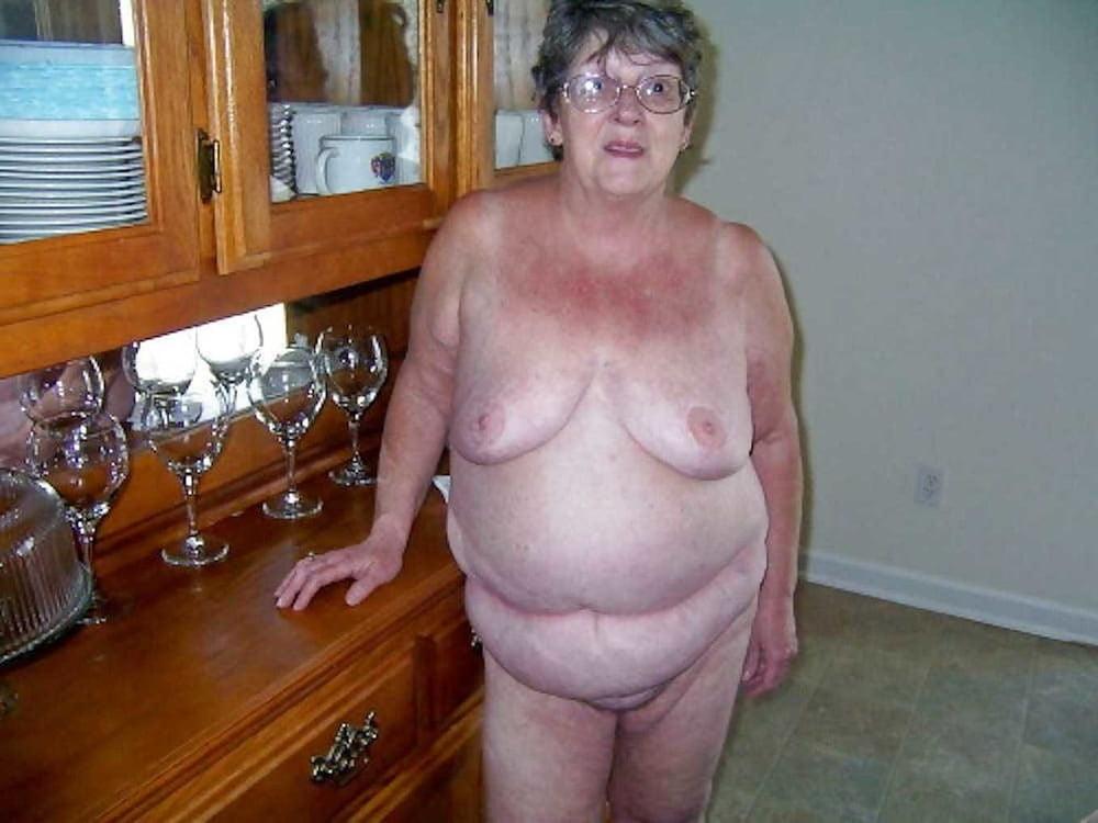 24P From MILF to GILF with Matures in between 177