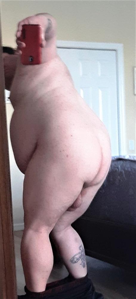 25P Tommy's big balls and useless clit