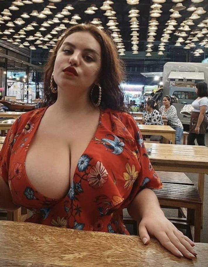 25P From MILF to GILF with Matures in between 162