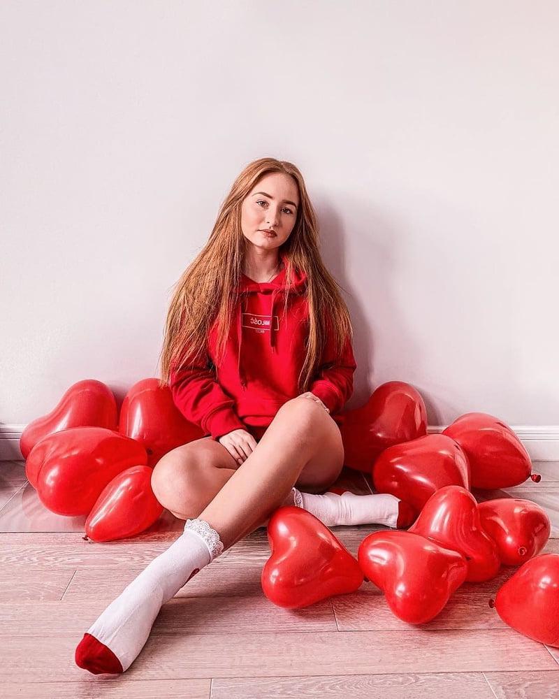 25P Angelika mucha (littlemooonster96 polish youtuber)