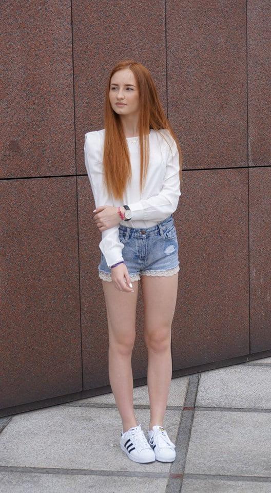 25P Angelika mucha (littlemooonster96 polish youtuber)