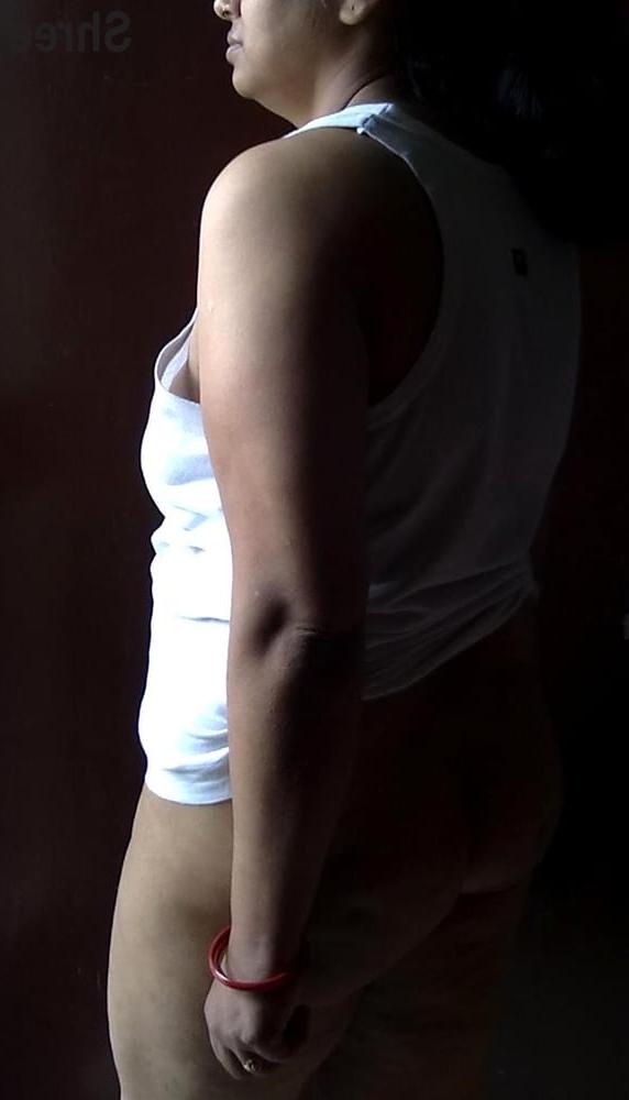 12P sharing nude desi celebrity indian wife shree 4u friends