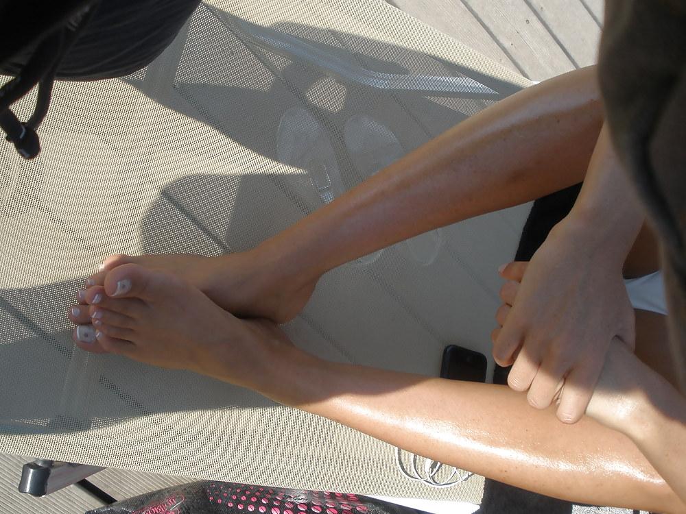 25P Nice Legs and Feet