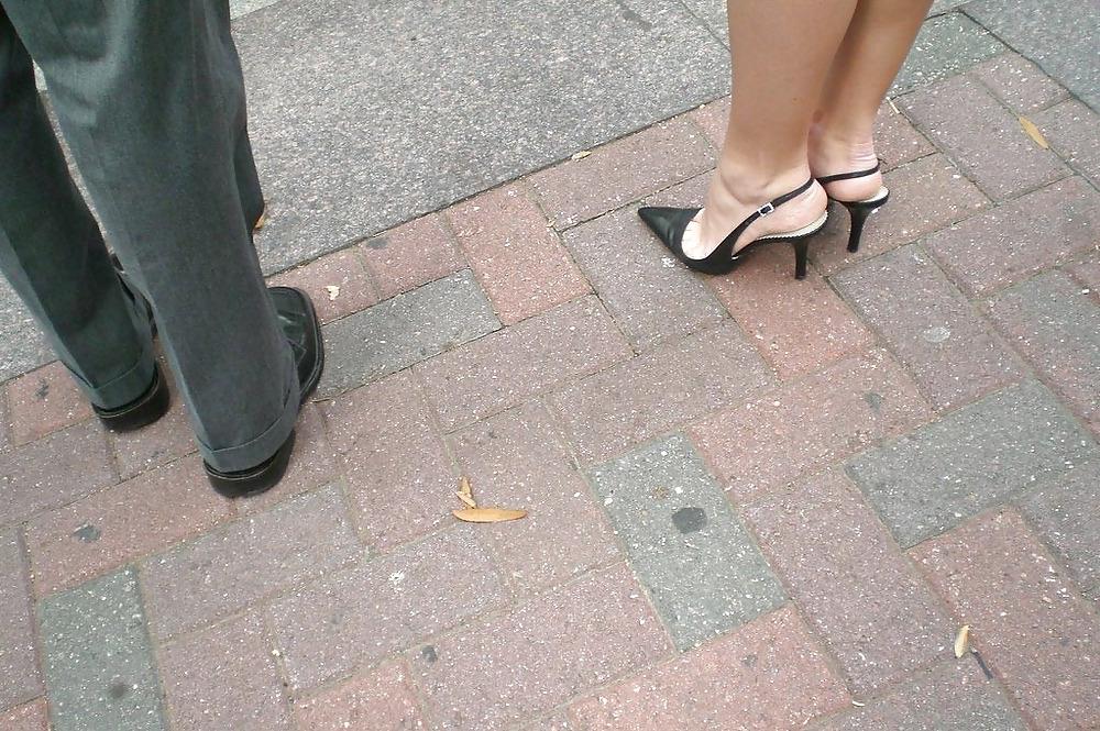 25P Nice Legs and Feet