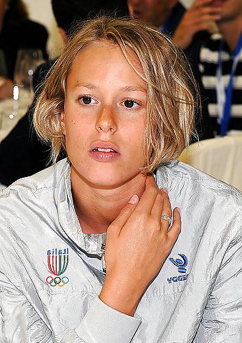 25P Federica Pellegrini Hot Italian Swimmer