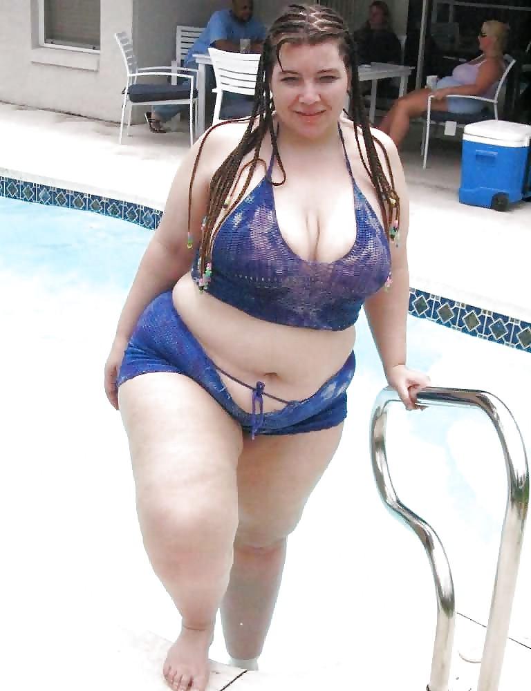 8P Big girl outdoor pool fun