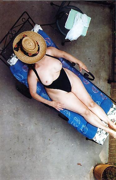 15P Swimsuit Heaven