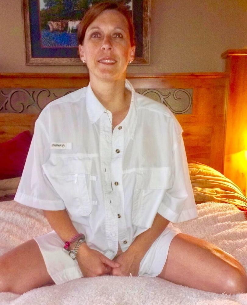 25P Milfs - Posing 36