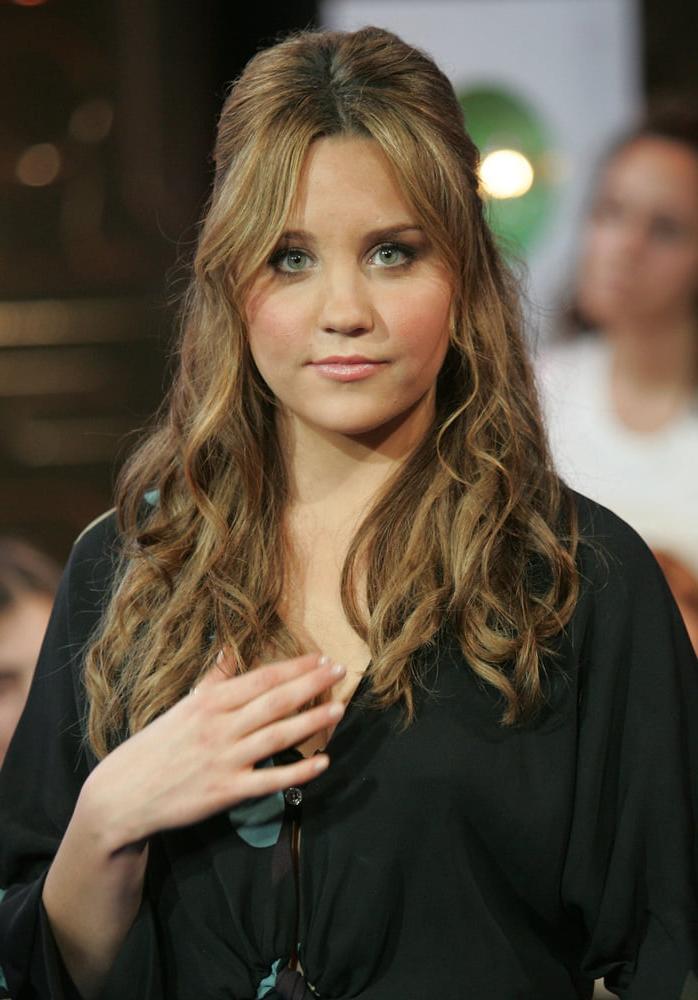 25P Celebrity Hot 250 - #234 Amanda Bynes
