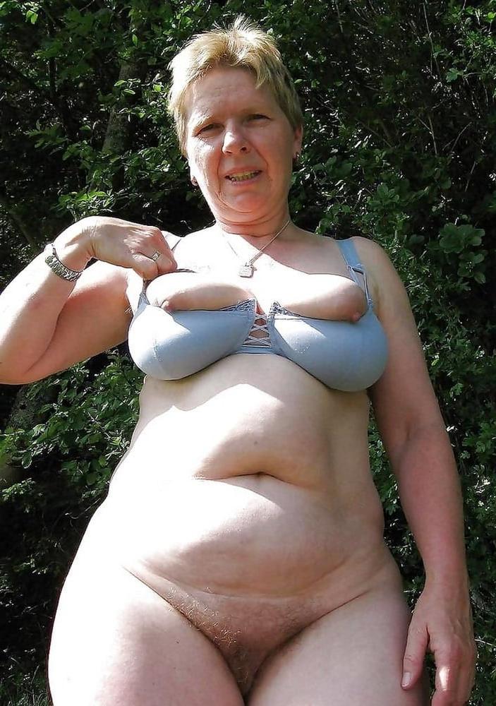25P From MILF to GILF with Matures in between 165
