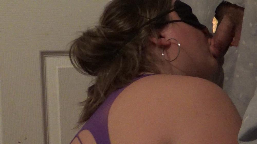 19P Bbw cuckold wife 1st glory hole try