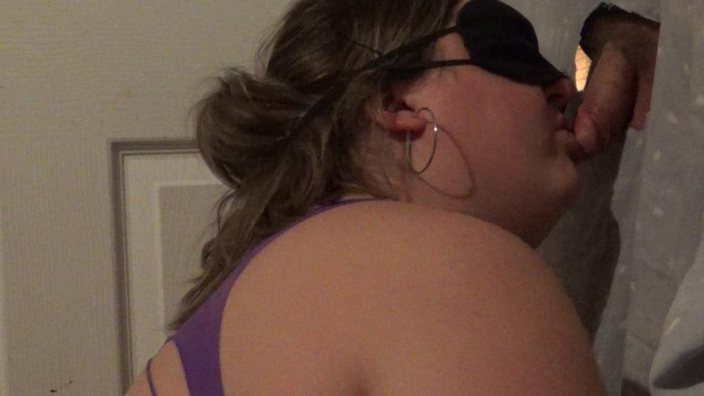 19P Bbw cuckold wife 1st glory hole try