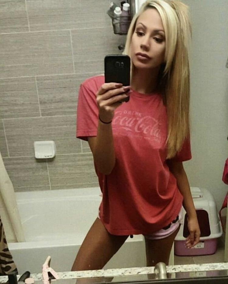 17P Rzacz3 Polish Girl