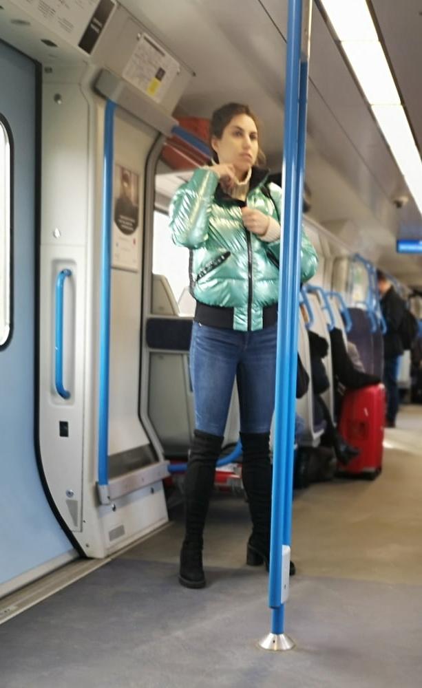 15P Tall Girl  in Leggings
