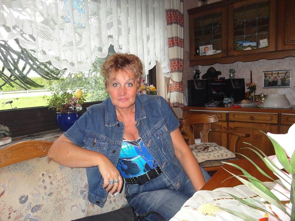 8P Cuckold Ehefrau