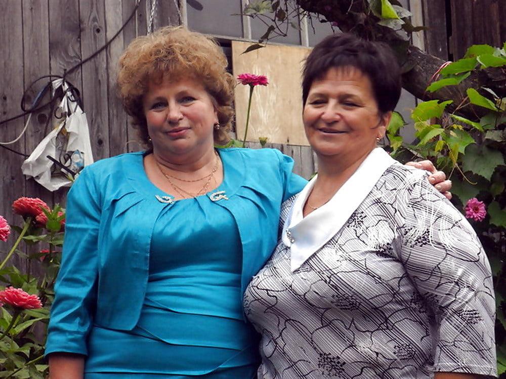16P Bbw mix 358 (Older dressed women)