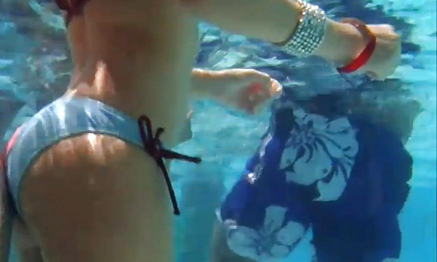 21P Unsuspecting Underwater Pool Pics