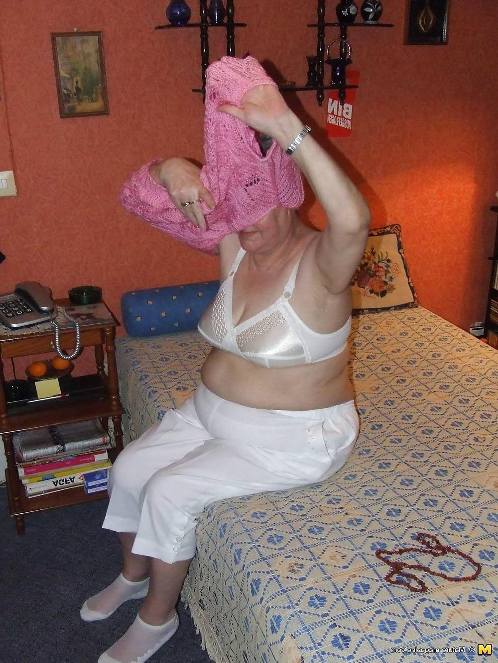 20P Mature-BBW-Ladies 151