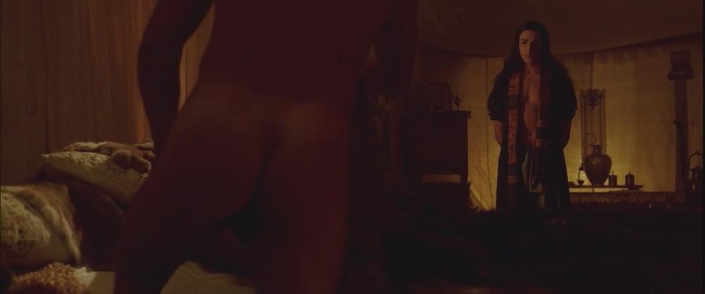 25P Male celebrity Colin Farrell dick exposed vidcaps