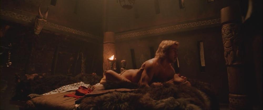25P Male celebrity Colin Farrell dick exposed vidcaps