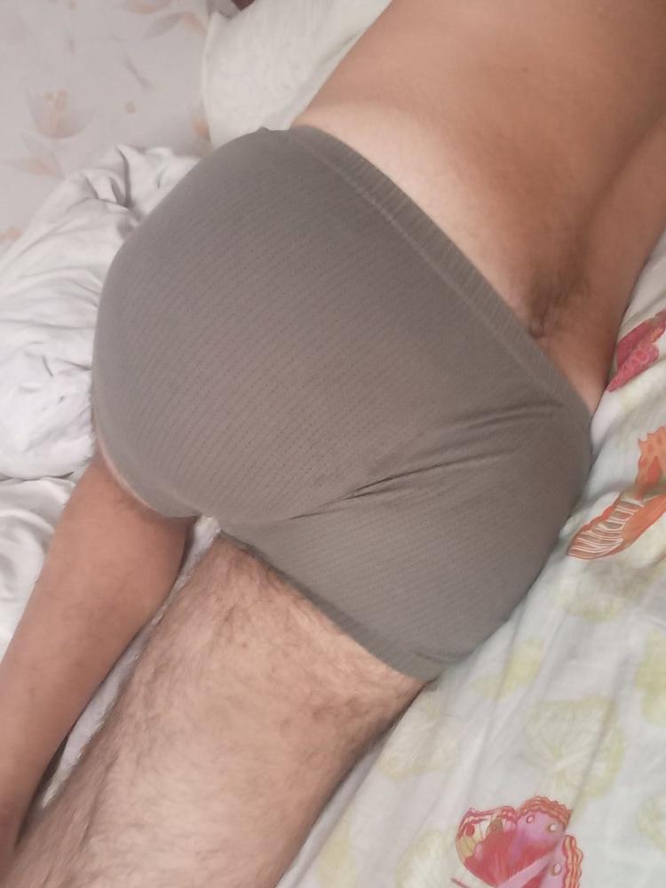25P My big cock and nice balls after waking up)