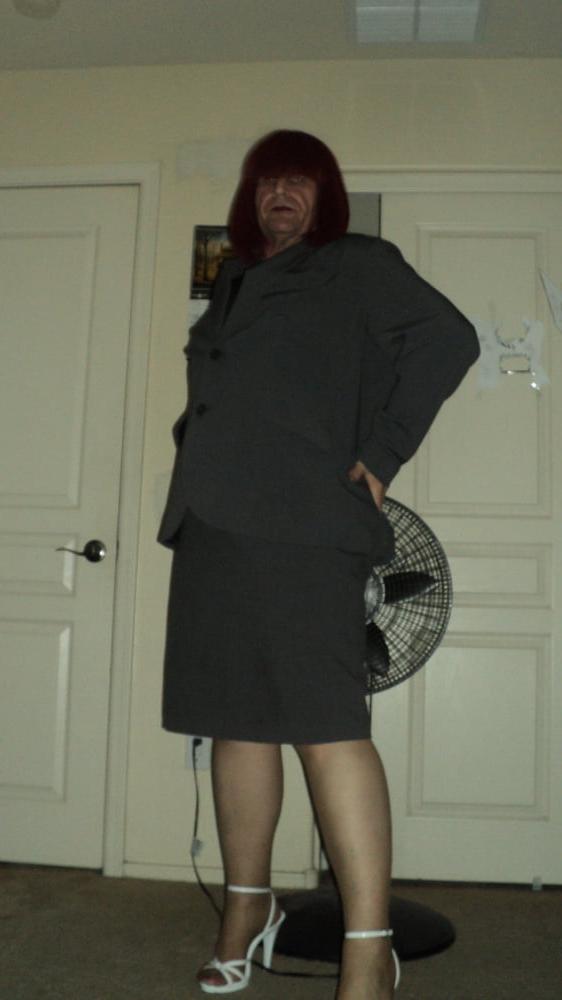 25P new pics and my new wedges and my nail polish hawl