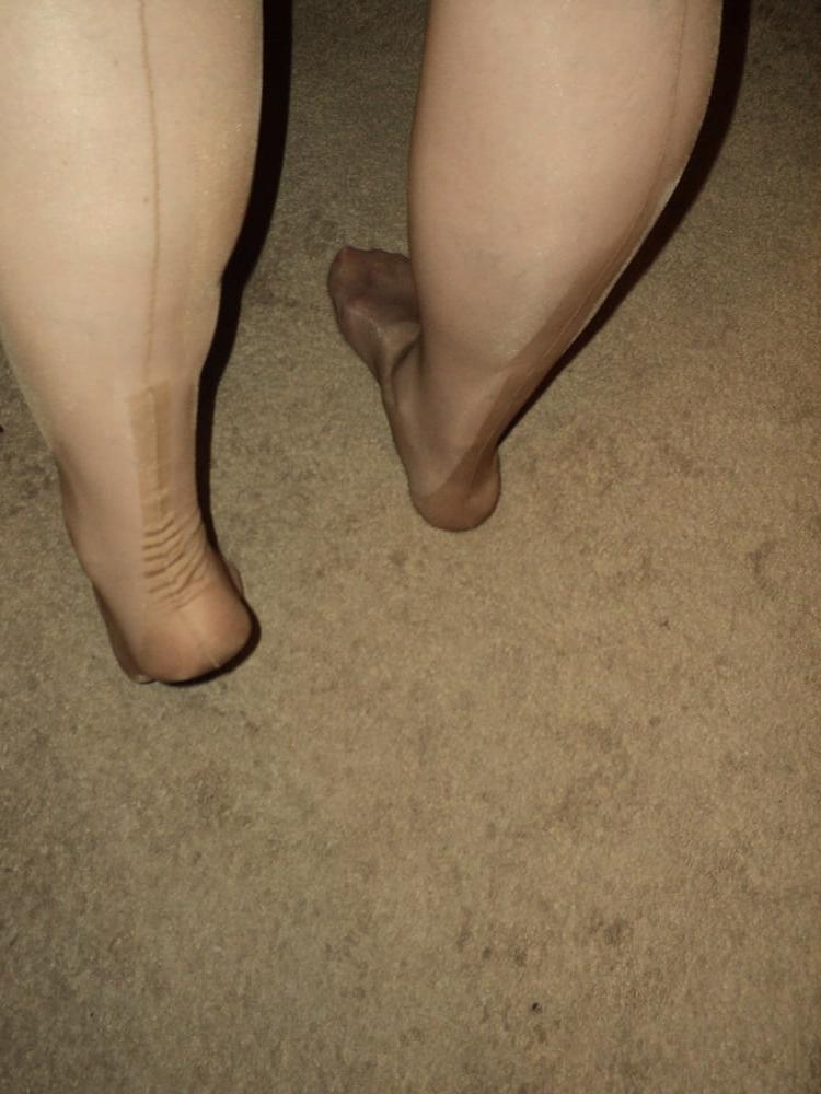 25P new pics and my new wedges and my nail polish hawl