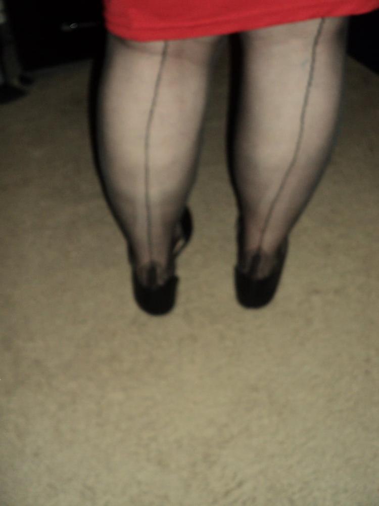 25P new pics and my new wedges and my nail polish hawl