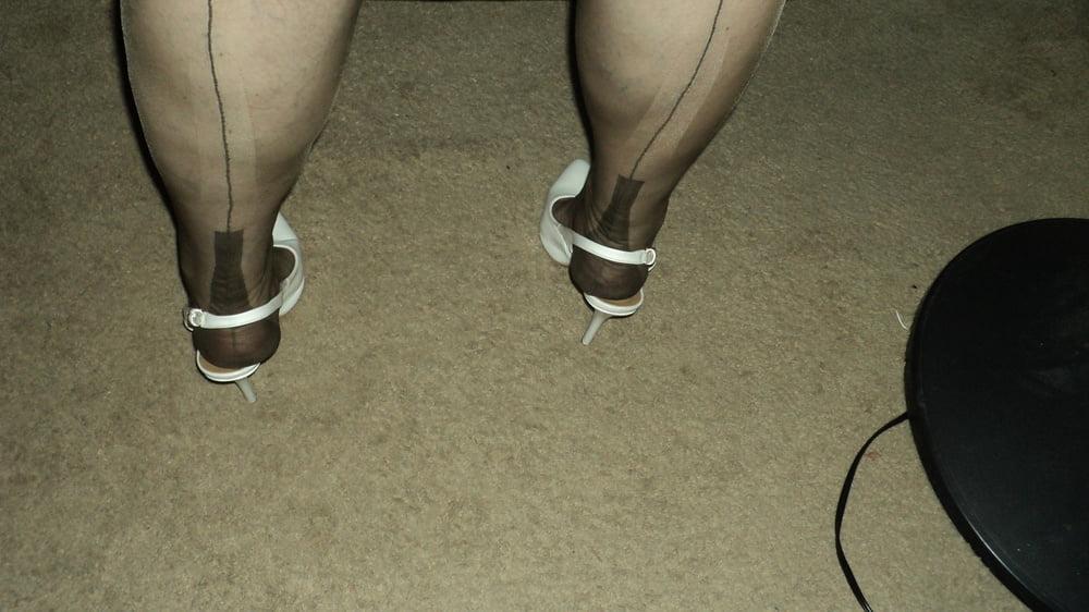 25P new pics and my new wedges and my nail polish hawl